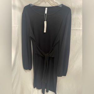 NWT. Black dress size L.